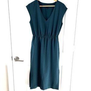 J. Crew | Perforated Laser Cut Diamonds Draped Midi Dress Green Size  2 Holiday